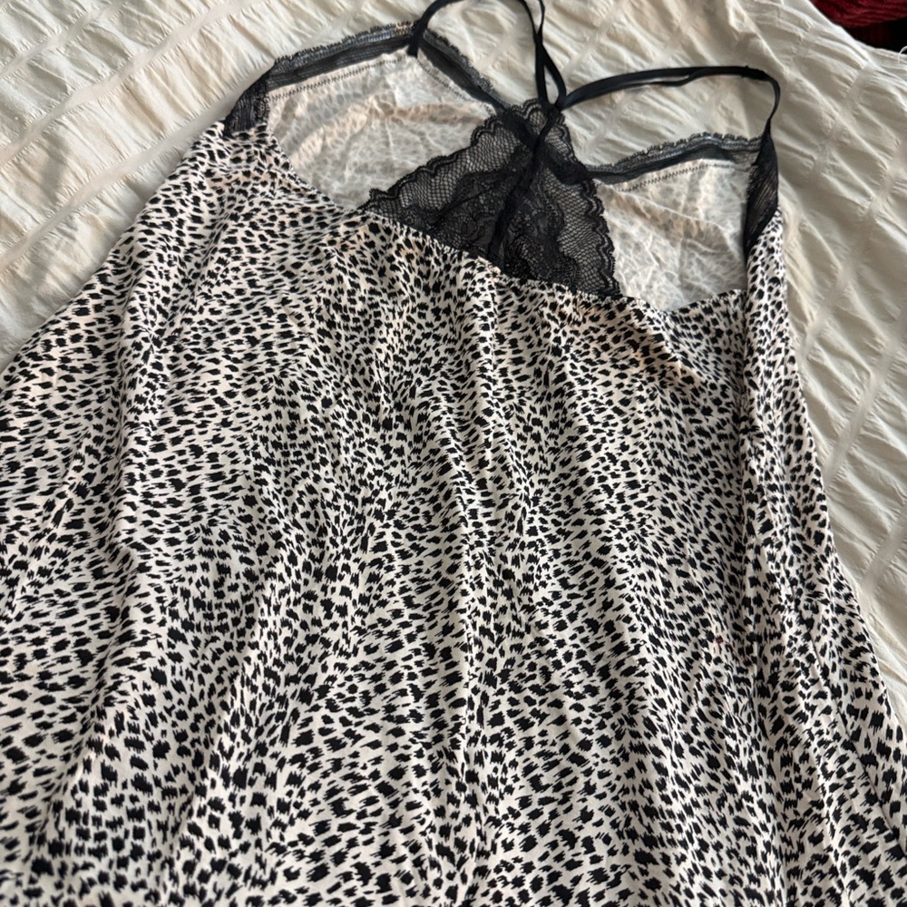 ** Victoria’s Secret ** Modal Leopard lace slip - Medium - NWT - Picture 7 of 10
